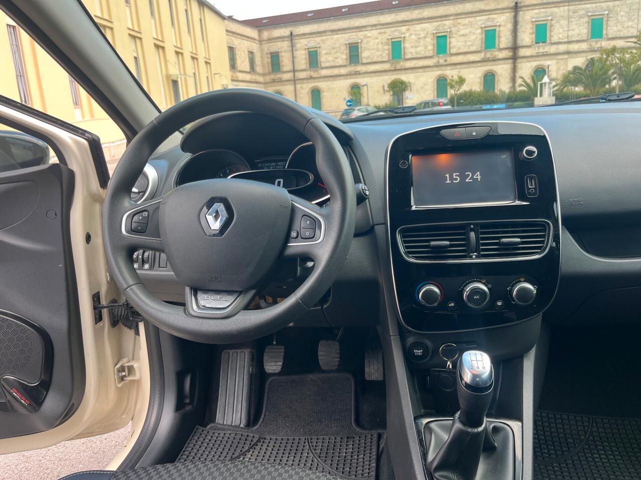 Renault Clio 1.2 75 CV 5 p. Duel X NeoPatentati
