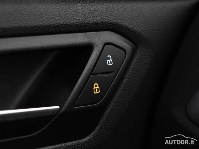 VOLKSWAGEN T-Roc Cabriolet 1.0 TSI 110cv Style Fari IQ, Retrocamera