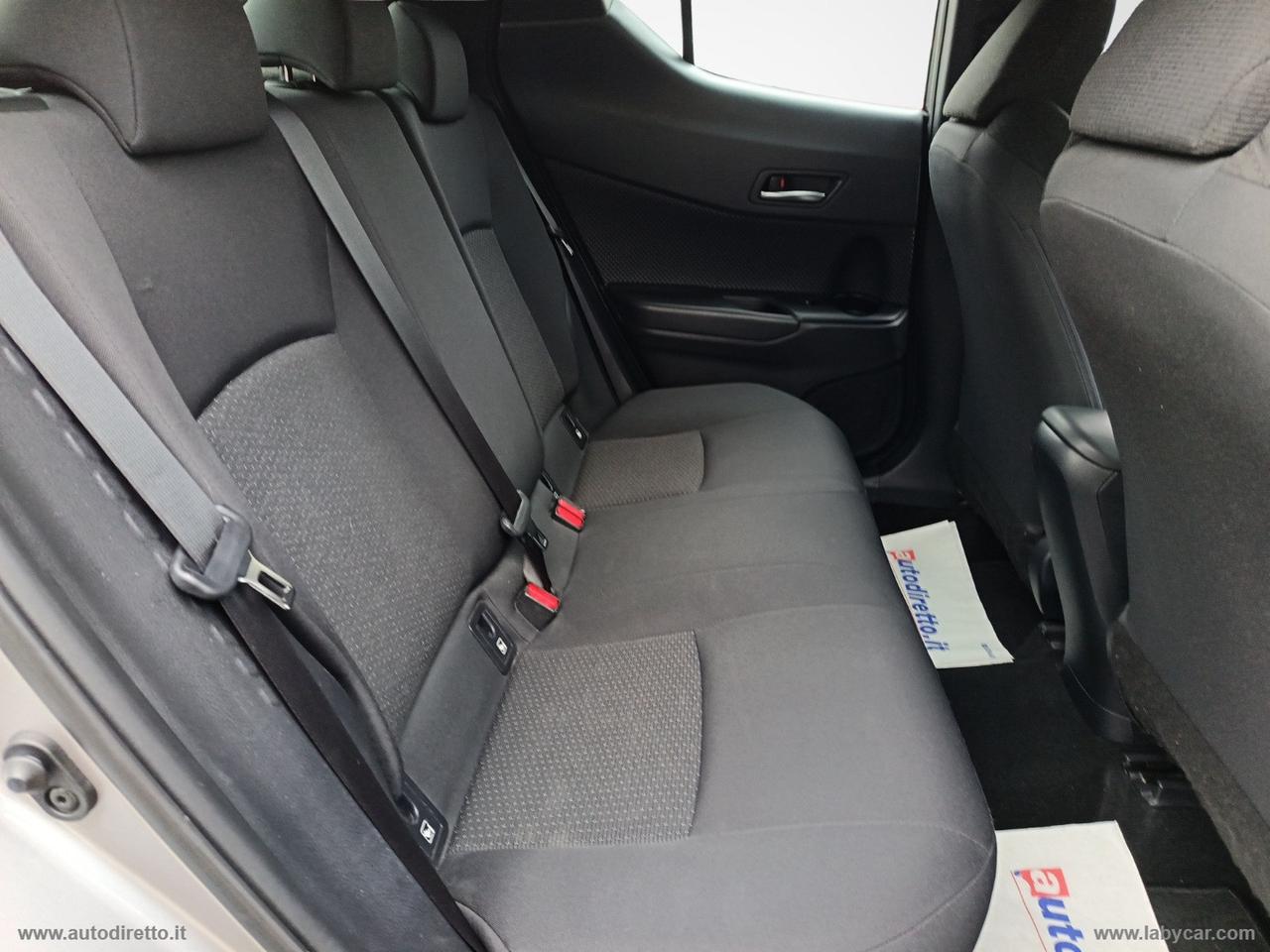 TOYOTA C-HR 1.8 Hybrid Business