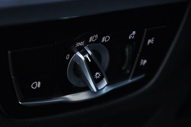 BMW X4 xDrive20i 48V Msport