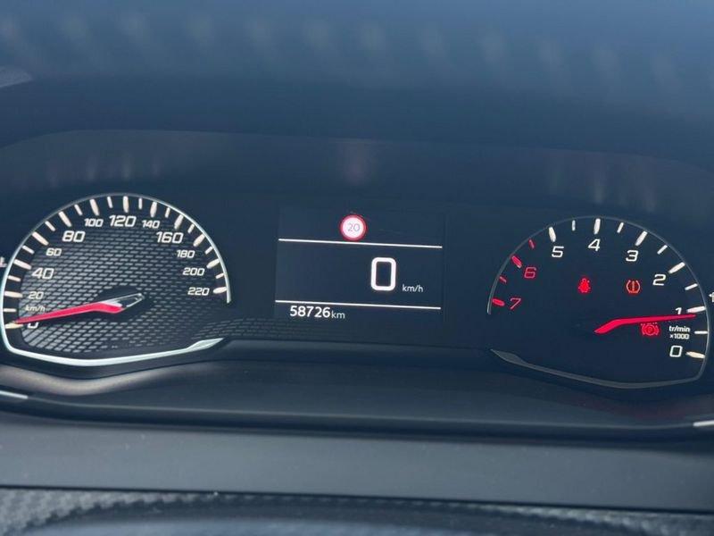 Peugeot 208 PureTech 5 porte +GPL “neopatentato “