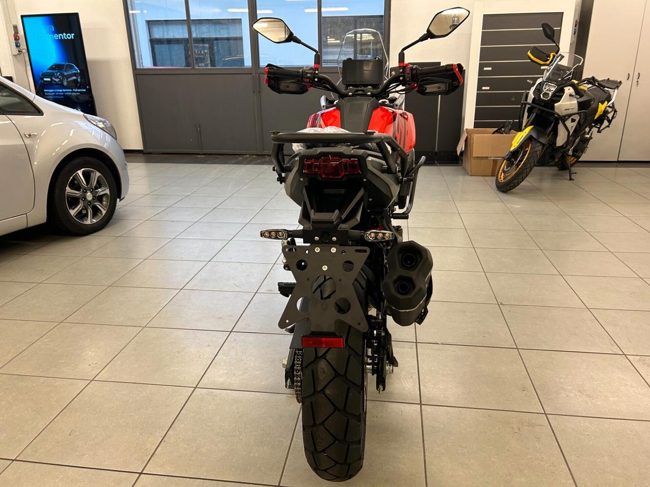 QJ Motor SRT600 SX PRONTA CONSEGNA