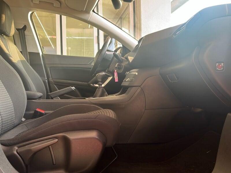 Peugeot 308 308 BlueHDi 100 S&S SW Active