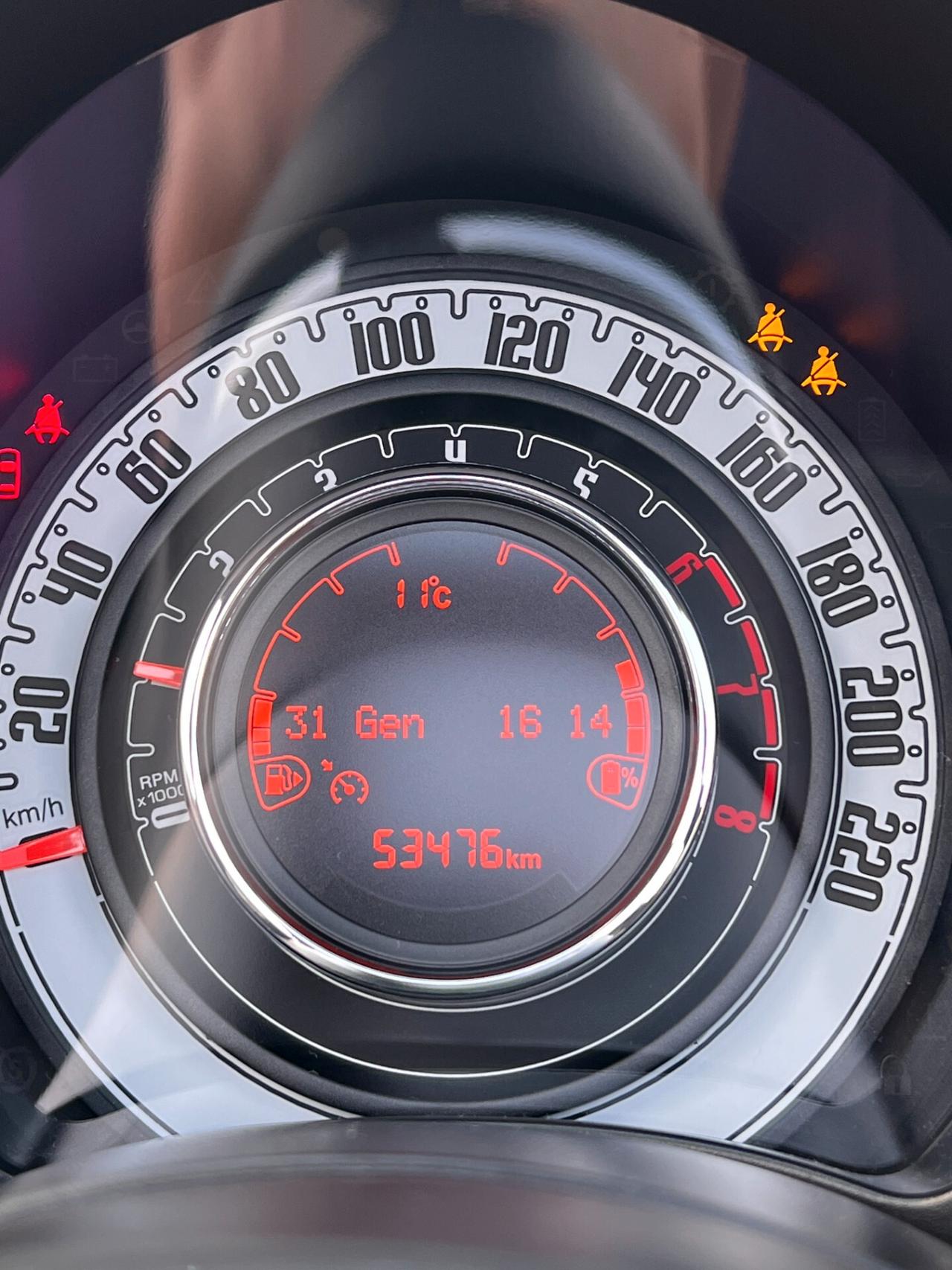 Fiat 500 C 1.0 Hybrid Dolcevita