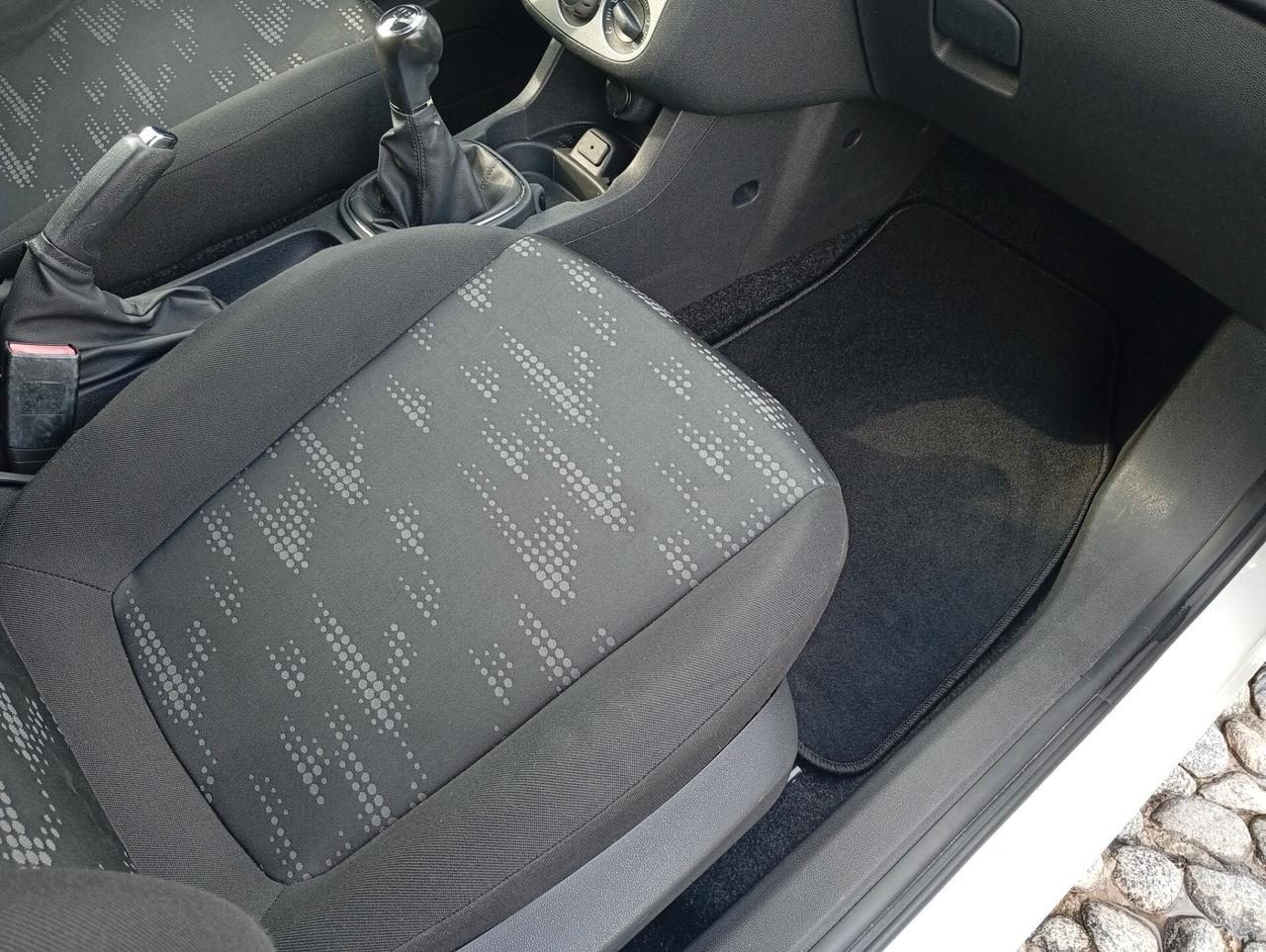 Opel Corsa 1.2 3 porte Club