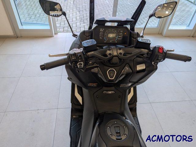 YAMAHA T-Max 560 TECH MAX