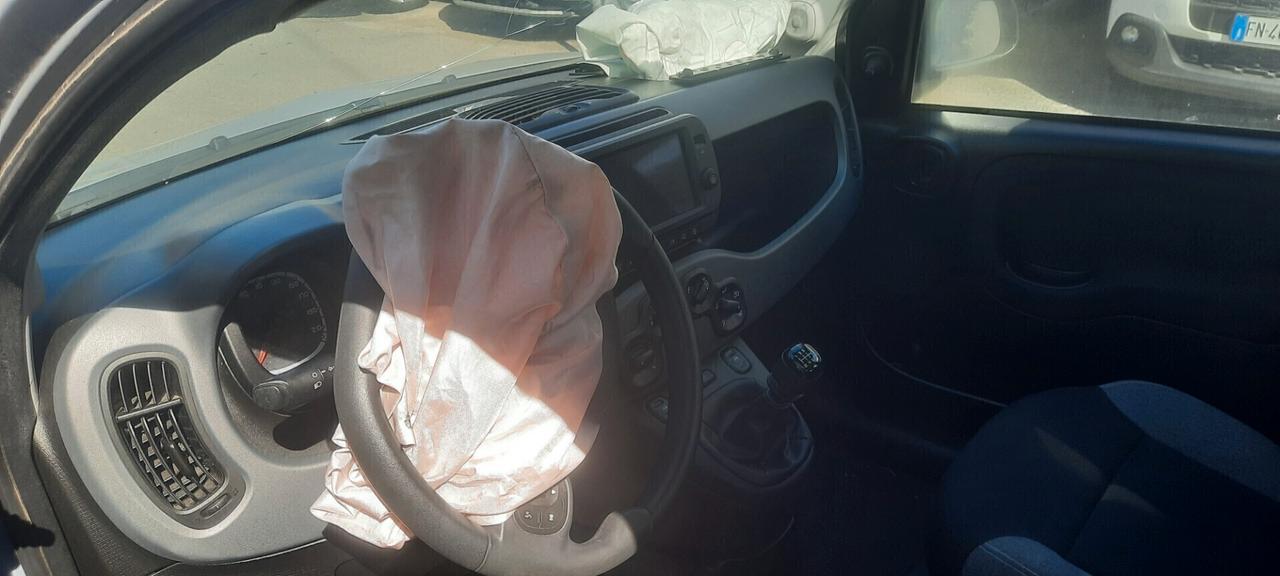 Fiat Panda cc10 ibrida benzina anno 2022