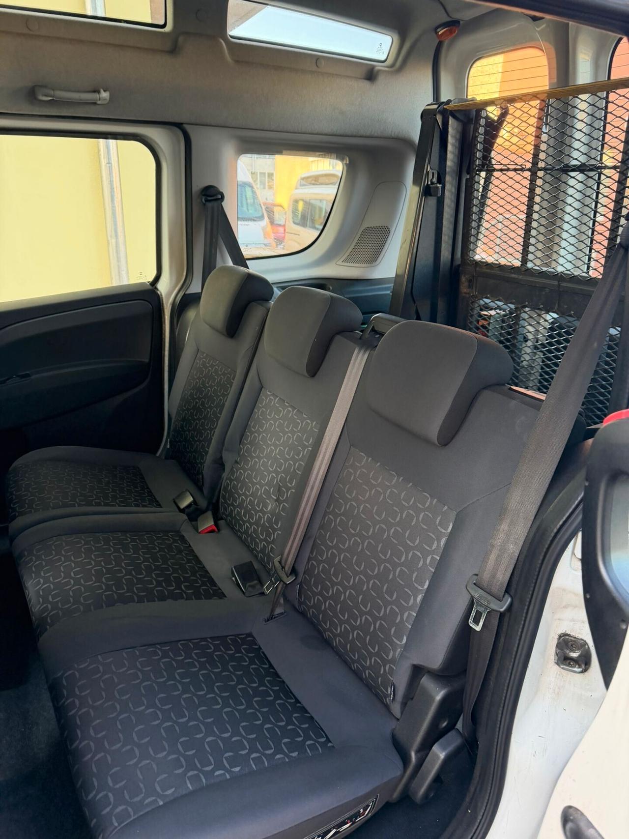 Fiat Doblo 1.6 MJT 16V, trasporto disabili