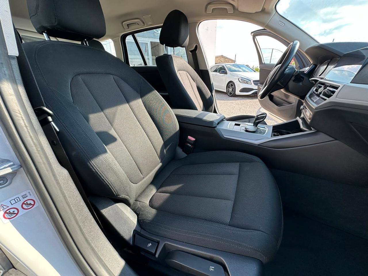 Bmw 318d 48V Touring Business Advantage