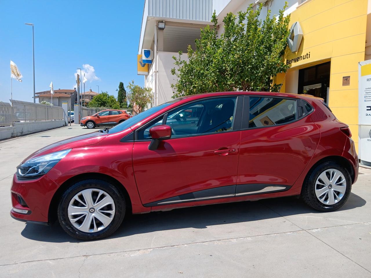 RENAULT Clio Intens 1.200 16v 75cv Km108.000