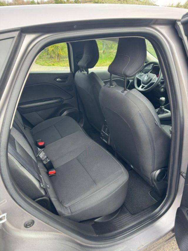 RENAULT Captur Blue dCi 95 CV Intens