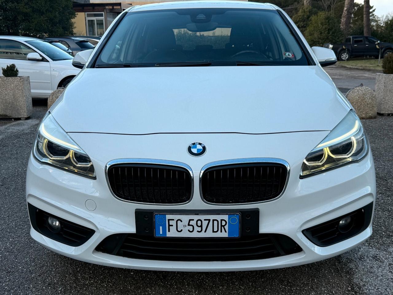 " PERFETTA " Bmw 216 D Active Tourer Advantage
