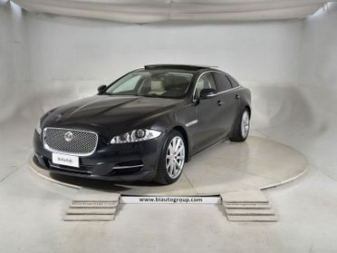 Jaguar XJ 3.0d V6 Portfolio auto my13