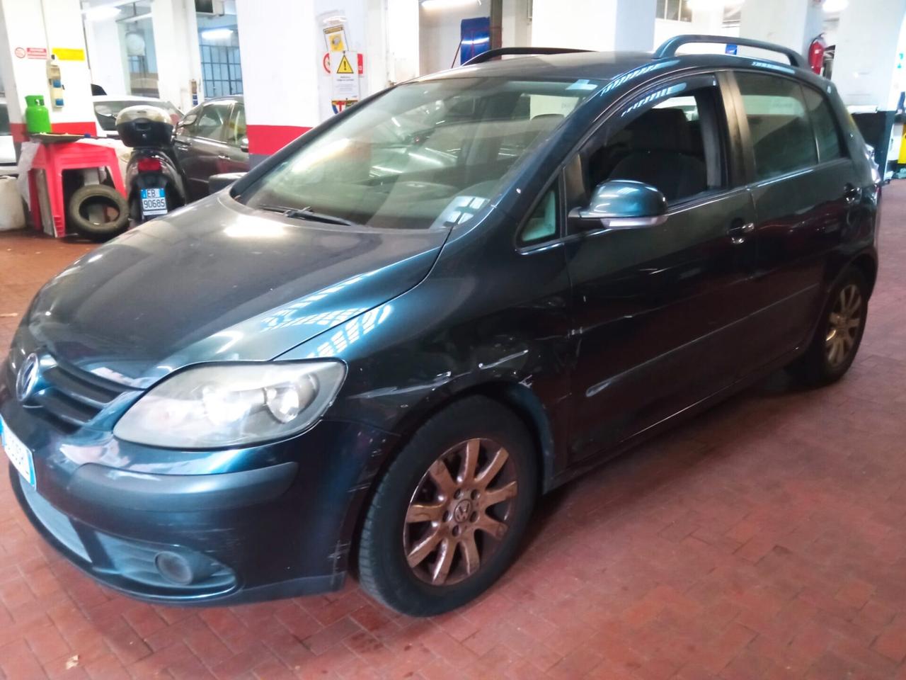 Volkswagen Golf Plus 1.6 FSI Sportline 115CV