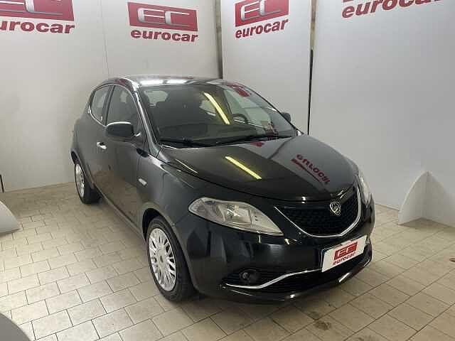 Lancia Ypsilon 1.2 69 CV 5 porte GPL Ecochic Gold