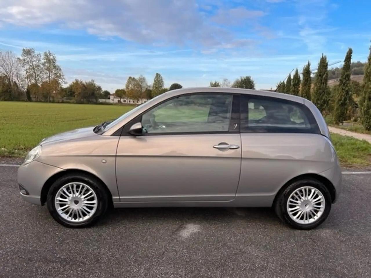 Lancia Ypsilon 1.2 Ego