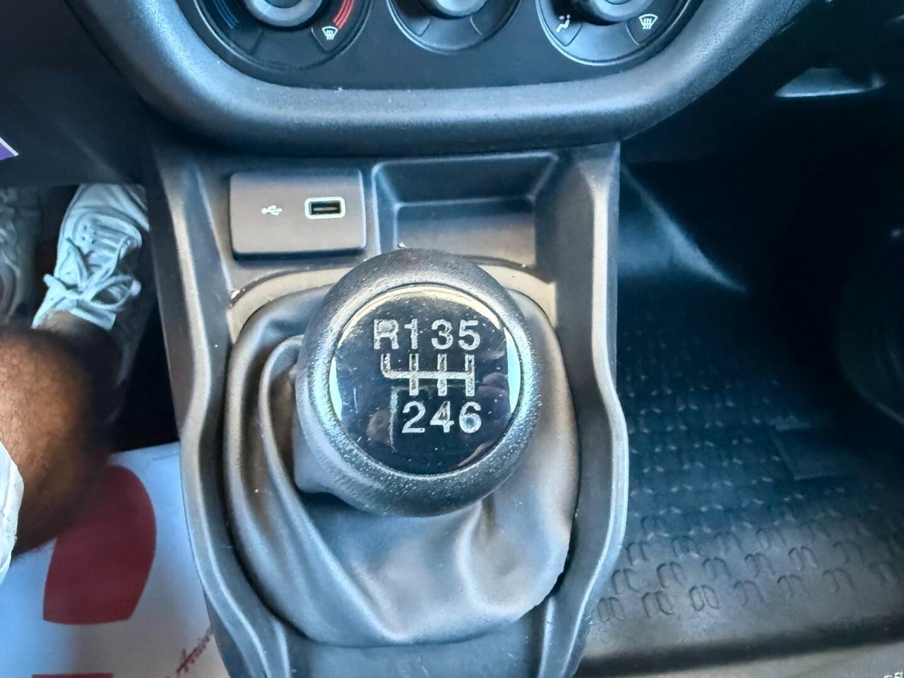 Fiat Doblò Cargo Maxi Business 1.6 Mjet 105cv 6m