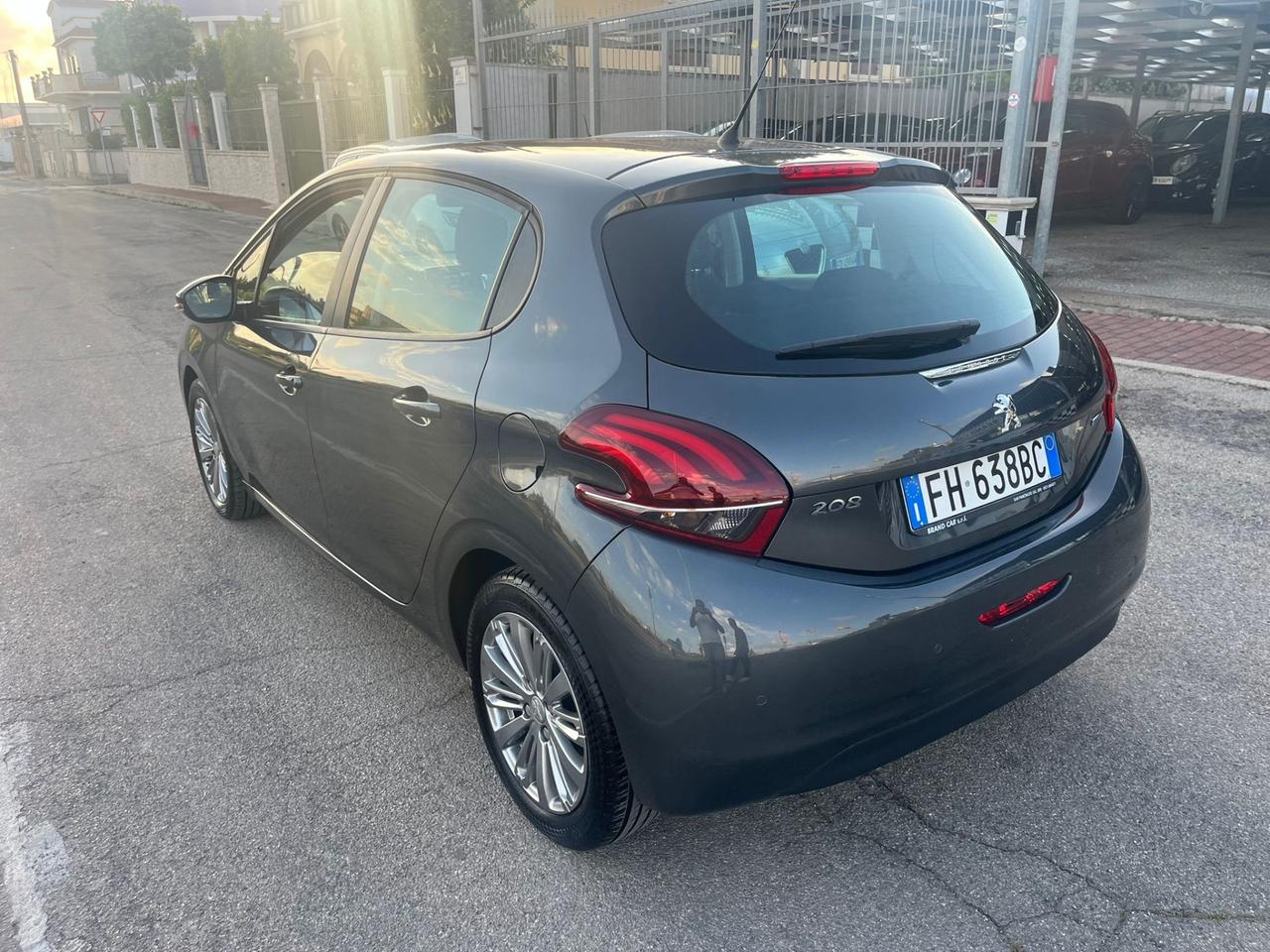 Peugeot 208 Benzina/Gpl Allure Unipro 2017