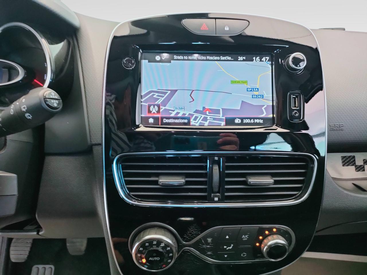 RENAULT Clio IV 2017 - Clio 1.5 dci Moschino Intens 90cv