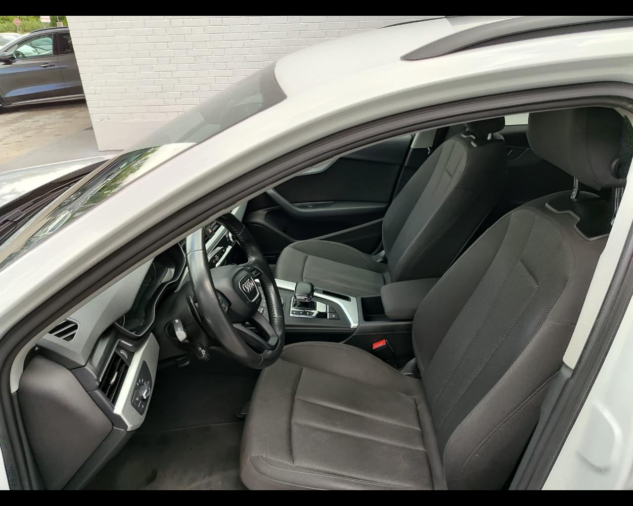 AUDI A4 Avant 2.0 TDI 150 CV S tronic