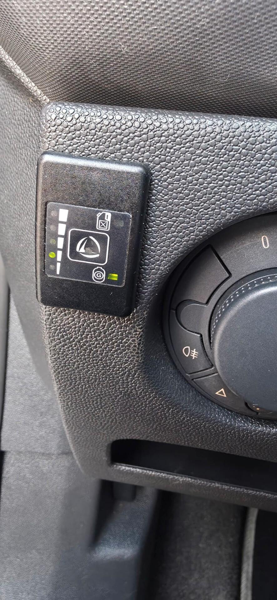 Opel Corsa 1.2 80CV 5 porte GPL-TECH Club neopatentati