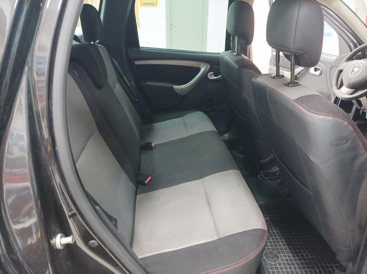 Dacia Duster 1.6 110CV 4x2 GPL Ambiance 02/2013