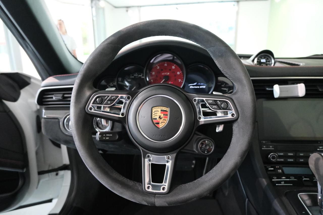 Porsche 911 Cabrio 3.0 Carrera GTS