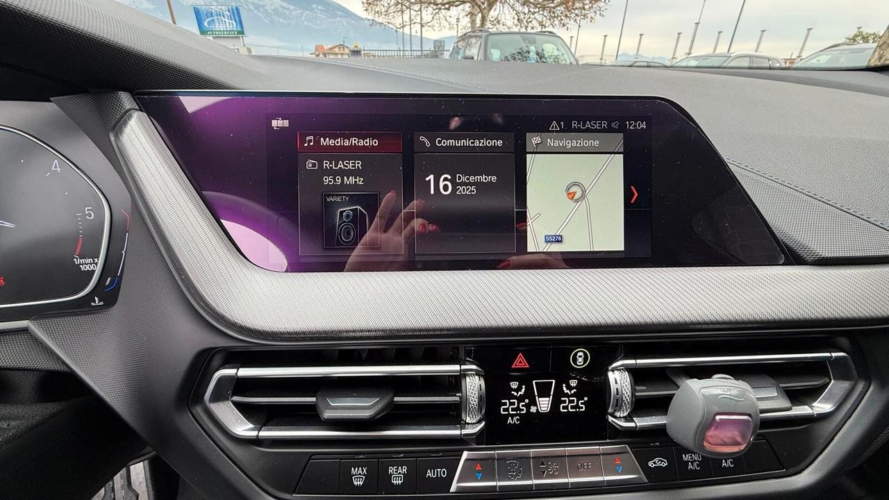 Bmw 116 116d 5p. Msport