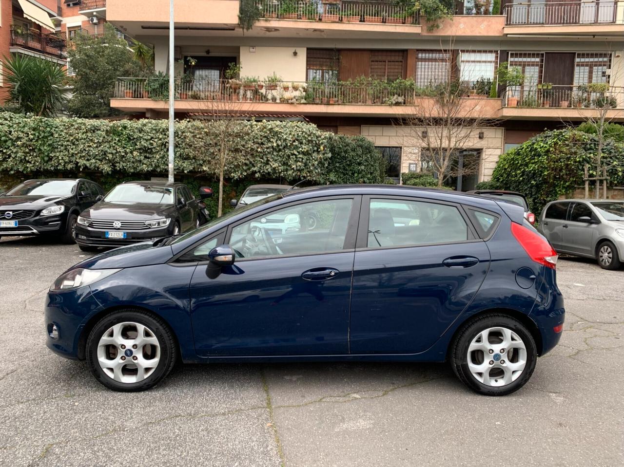 Ford Fiesta 1.4 5P TITANIUM BENZINA-GPL KM93700