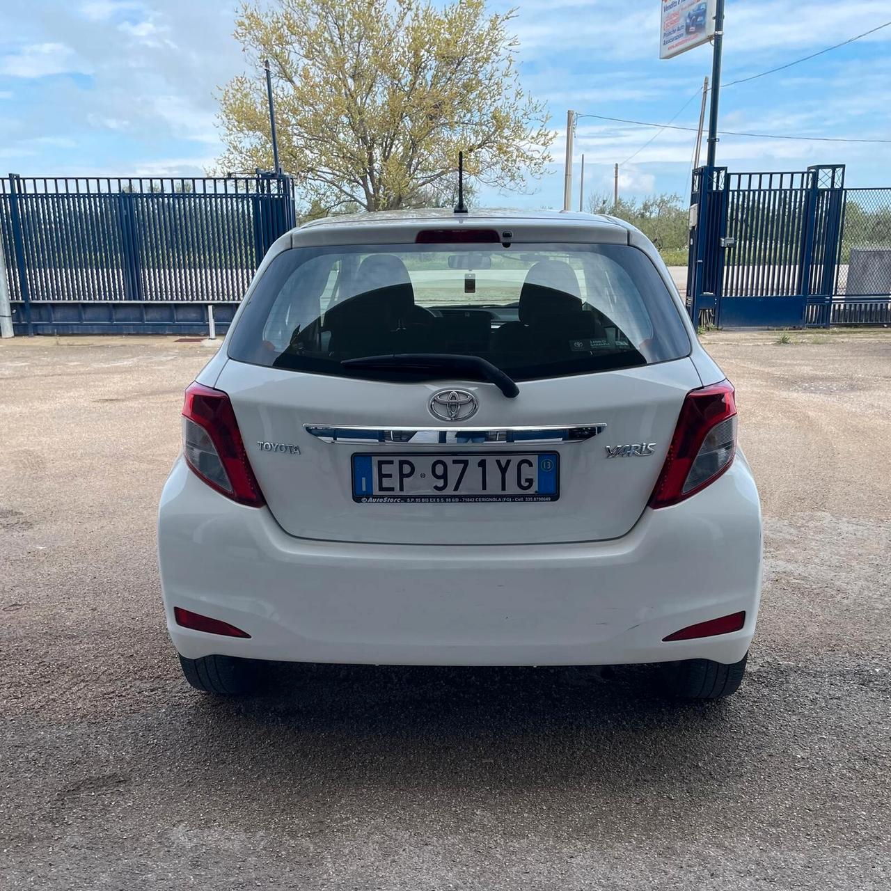 Toyota Yaris 1.0 5 porte Active