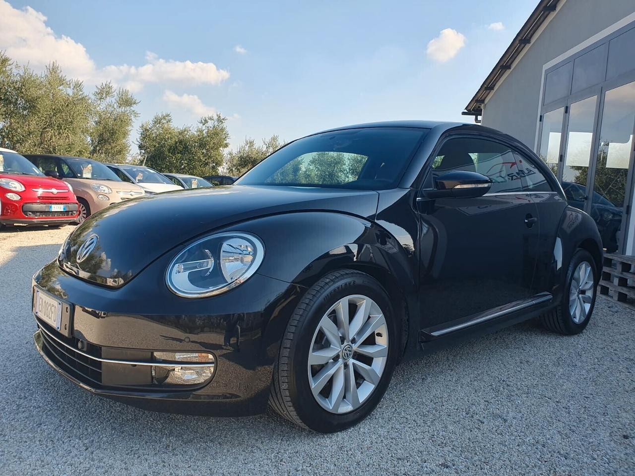 Volkswagen Maggiolino 1.6 TDI Design NEOPATENTATI