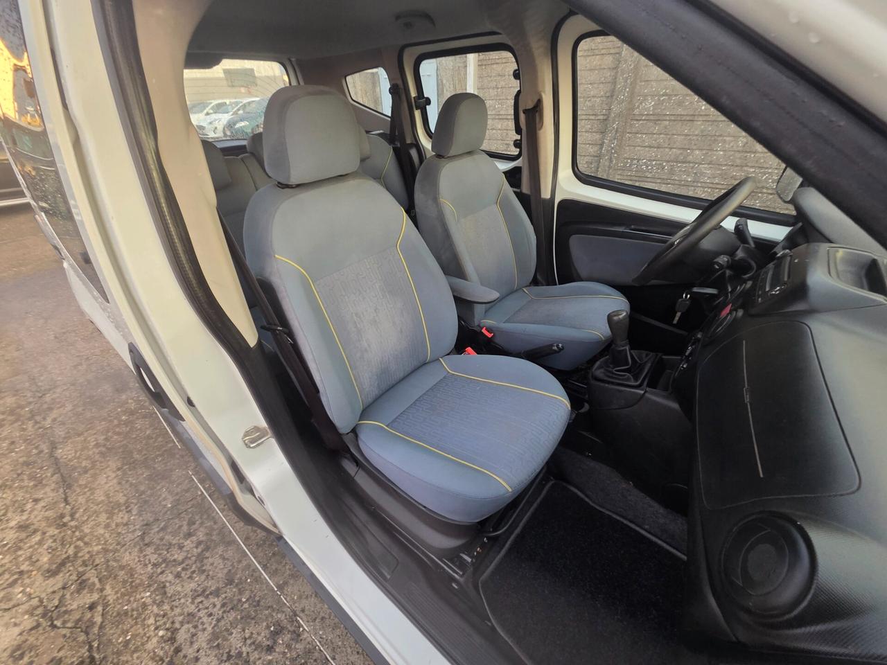 Peugeot Bipper Tepee 1.3 HDi 75 FAP Family