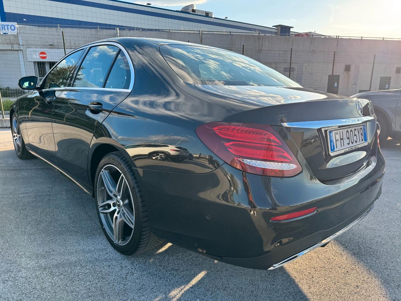Mercedes-benz E 220 d Auto Premium AMG