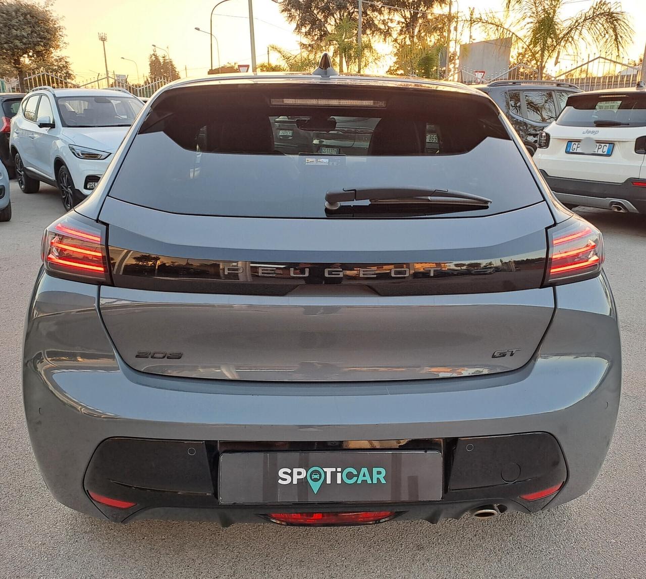 Peugeot 208 1.2 PureTech 100cv GT- 23848 km