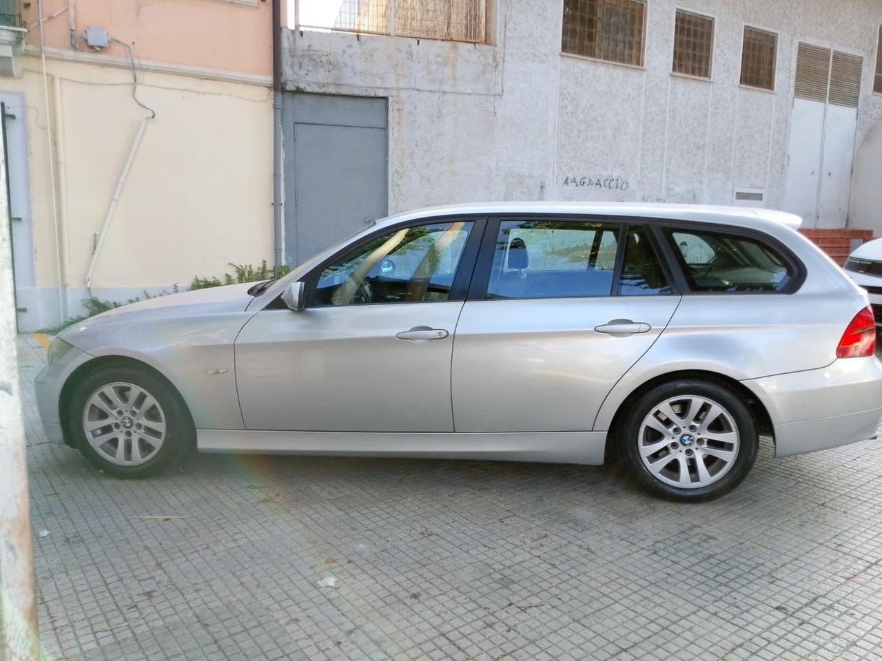 Bmw 320 320d cat Touring Futura tagliando incluso
