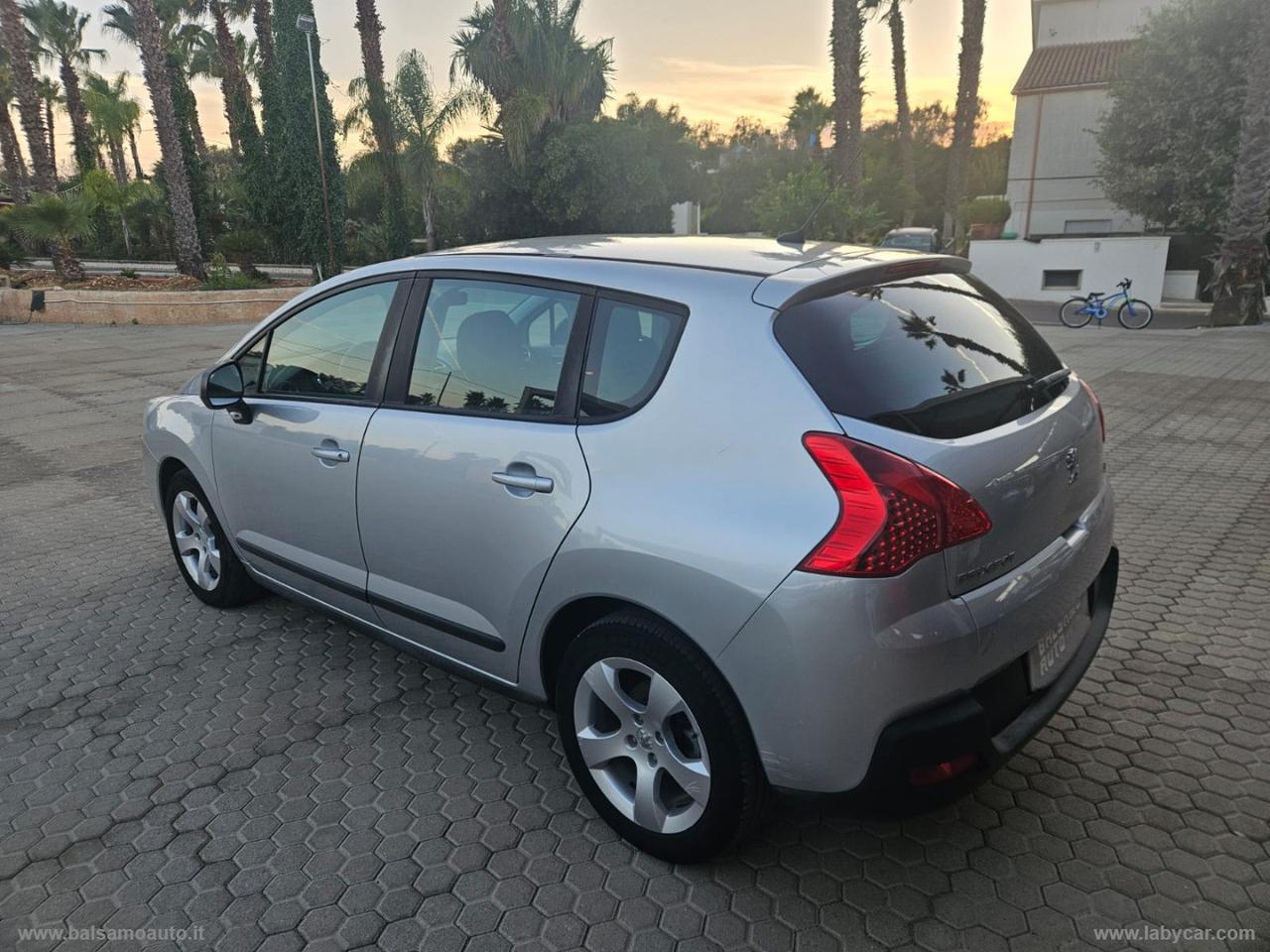 PEUGEOT 3008 1.6 HDi 110 CV Tecno