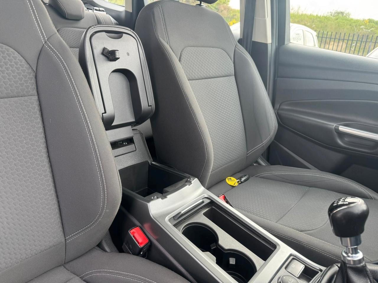 Ford Kuga 2.0 TDCI 120 CV S&S 2WD Business