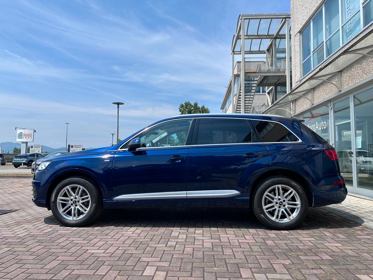 AUDI Q7 3.0TDI 286CV SLINE AUTOMATICA 7POSTI TETTO EURO6D