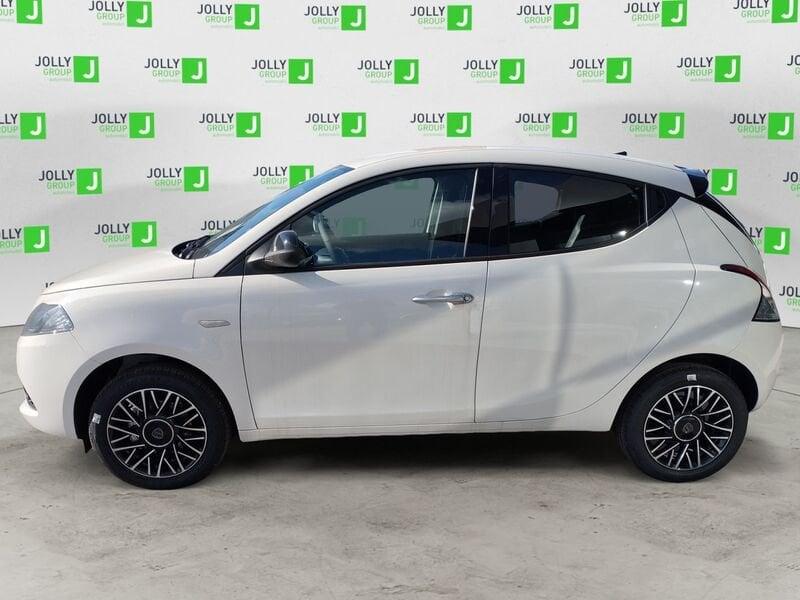 Lancia Ypsilon 1.0 FireFly 5 porte S&S Hybrid Platino