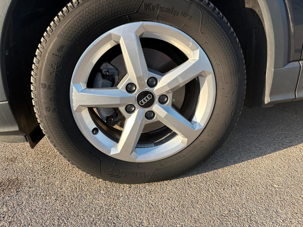 Audi Q2 35 TDI S tronic Business