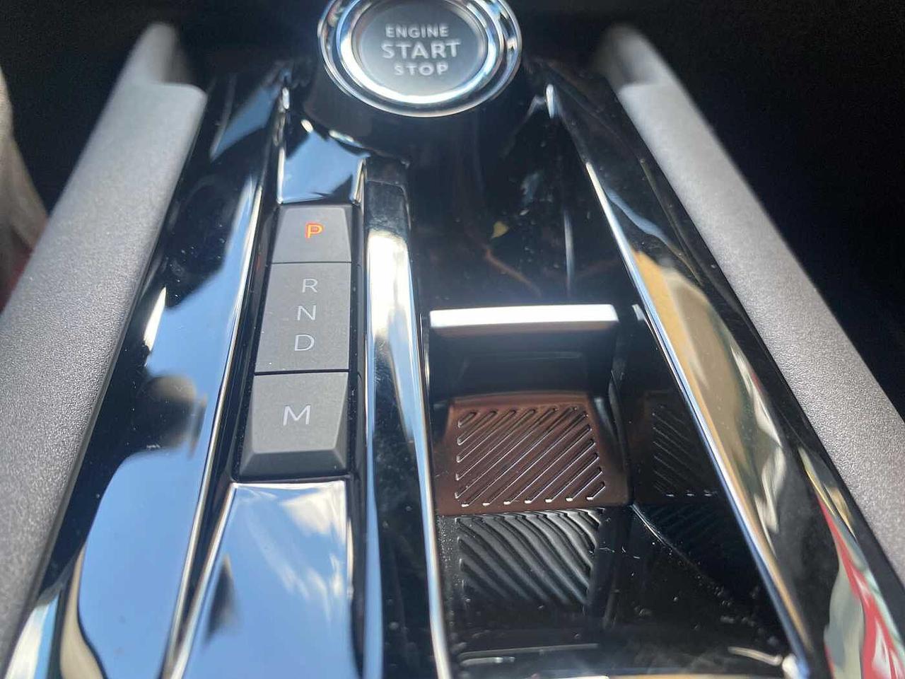 Alfa Romeo Junior 1.2 136 CV Hybrid eDCT6