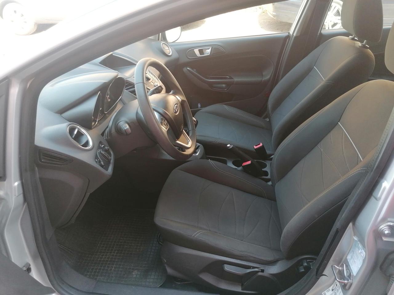 Ford Fiesta 1.5 TDCi 75CV 5 porte