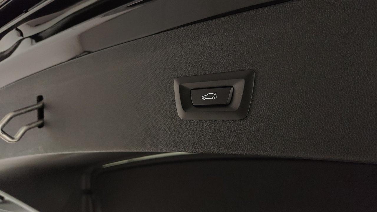 BMW iX i20 2021 - iX xdrive50 pacchetto sportivo