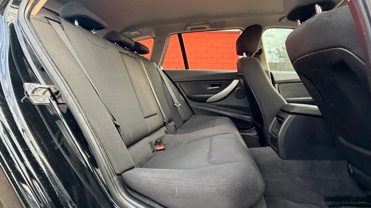 Bmw 318 318d Touring Neopatentati aut.