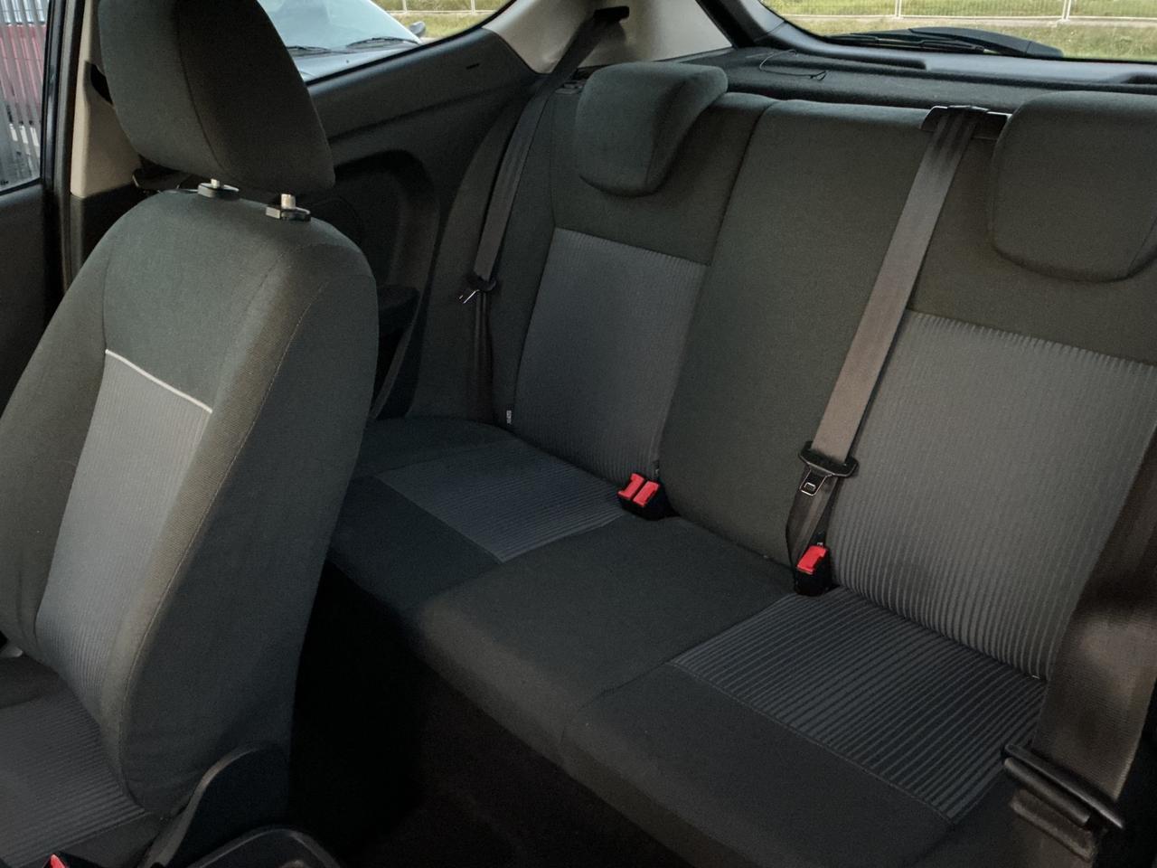 Ford Fiesta 1.2 82CV 3 porte Titanium