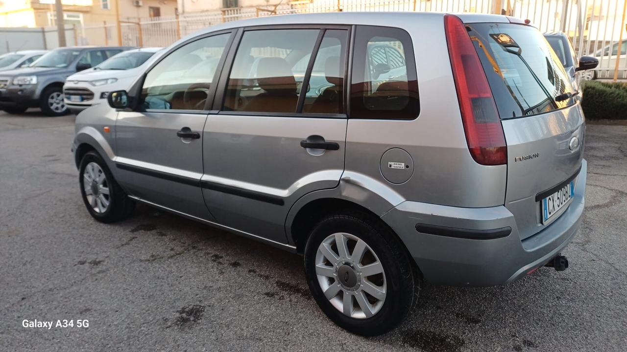 Ford Fusion 1.4 TDCi 5p. Collection