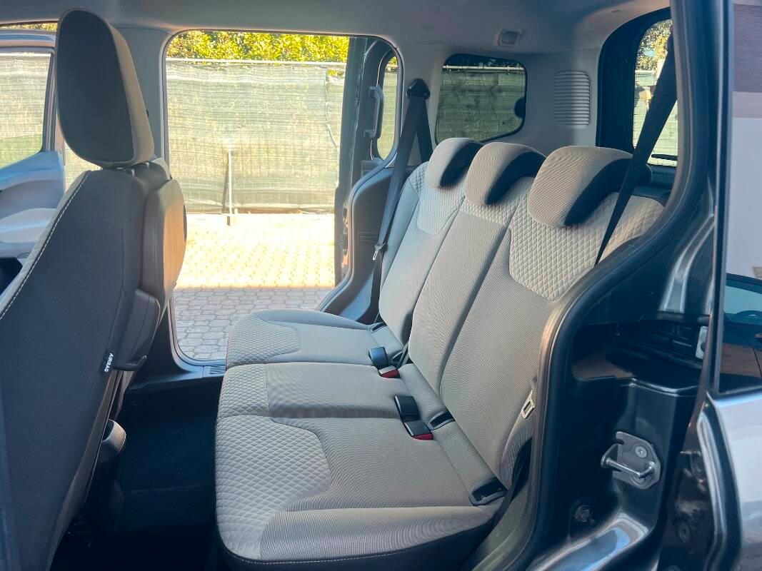 Ford Tourneo Courier Ford Tourneo Courier 1.0 ecob. Titanium