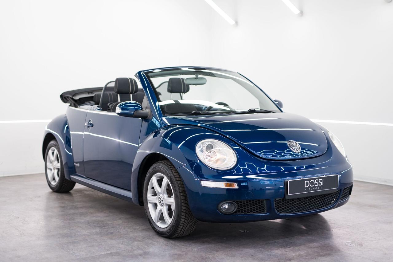 Volkswagen New Beetle 1.6 Cabrio