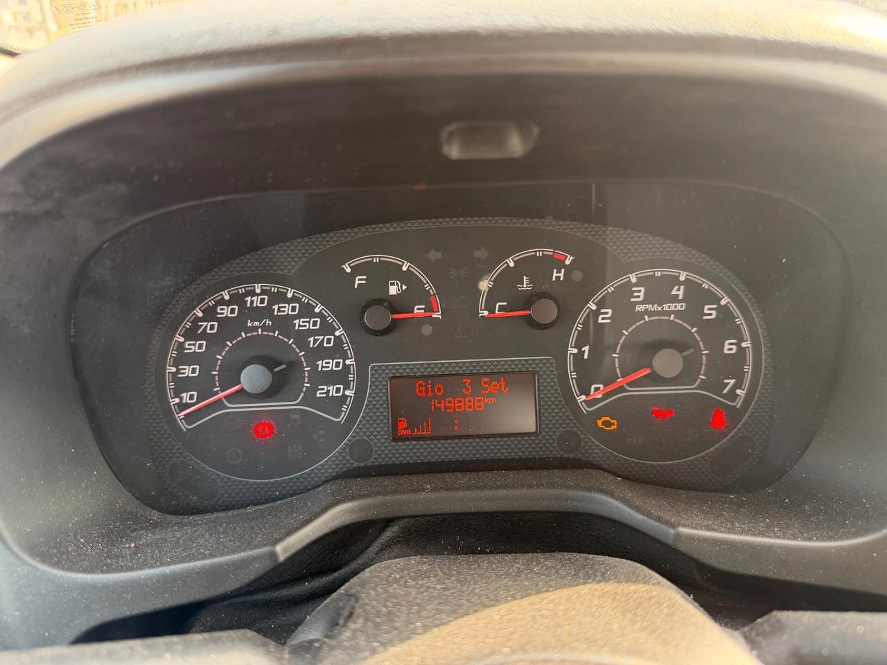 FIAT QUBO 2017 1.4 NATURAL/POWER 70 CV *SINISTRATO