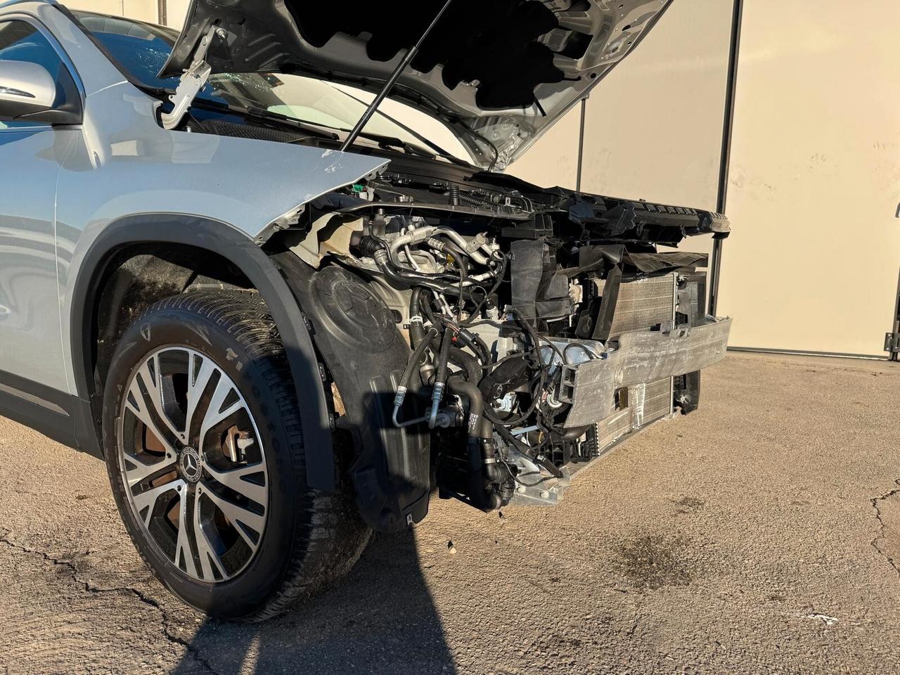 Mercedes-Benz GLA 250 e phev auto INCIDENTATA